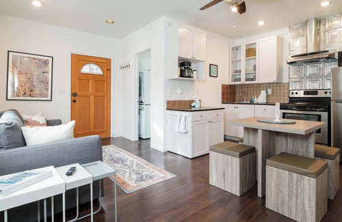 Kenton House | #StayinMyDistrict Kenton Private Guest House