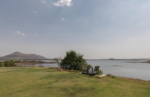 Igatpuri Villa | StayVista at La Meraki