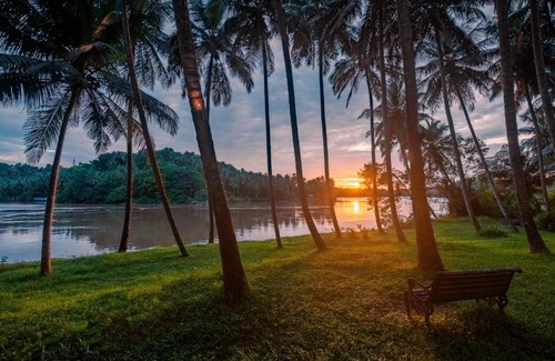 Kozhikode Villa | StayVista at Toya Toya River View