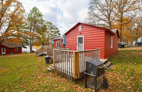 Walker Cabin | Steamboat Bay Cabin 5 - couples getaway