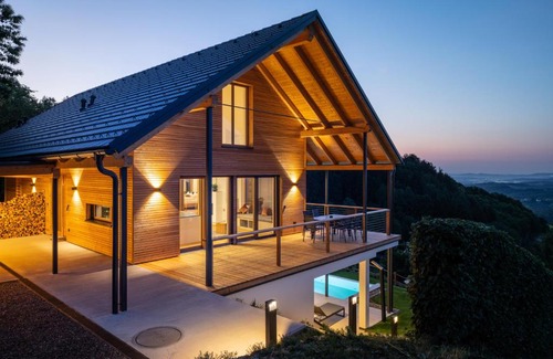 Bad Gams House | steiRerBLiCke - Domizil Vochera am Weinberg mit Pool