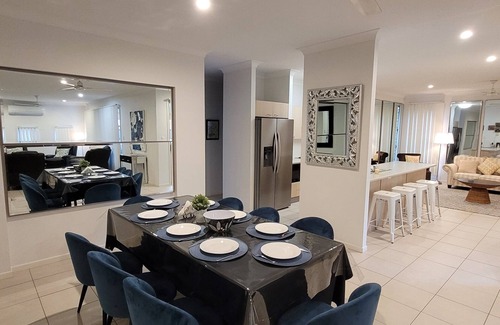 Redland Bay House | Stella - A Stunning Home by the Bay