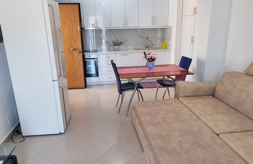 Qender Apartment | Stella's Apartments -whole apartment with WiFi, AC close to the beach in Saranda
