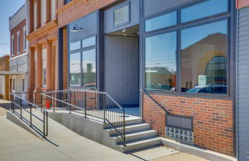 Cashton Apartment | Step-Free Cashton Apartment Steps to Downtown!