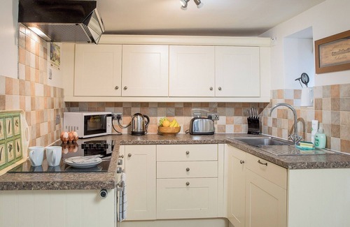 Pickering Cottage | Stephenson Cottage - UK38153