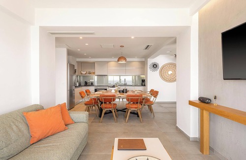 Agios Vasileios Villa | Steps to Beach,dazzling sea view