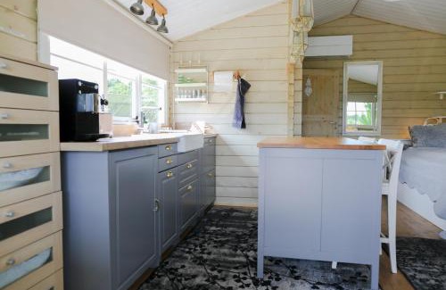 Saaremaa Apartment | Stiilne majake saunaga