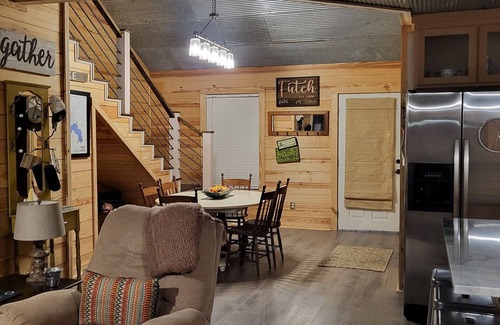 Farmerville House | Still Waters