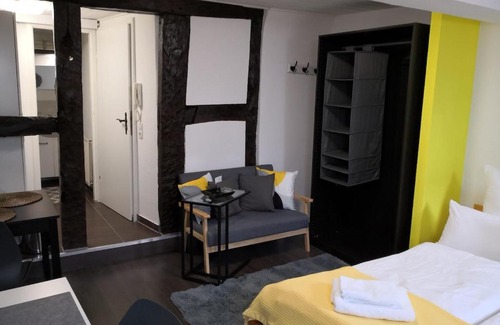 Hoehr-Grenzhausen Apartment | Stilvolle Altbauwohnung Apartment Wolke & Sieben