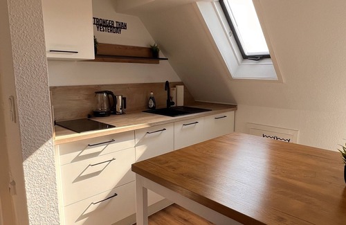 Aschaffenburg Apartment | Stilvolle Wohnung mit Eigenen Stellplatz