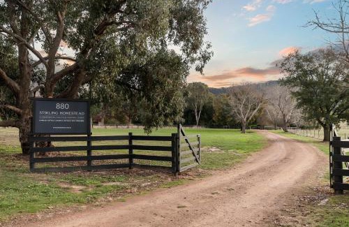 Mansfield House | Stirling Homestead Farmstay Cottages Mansfield