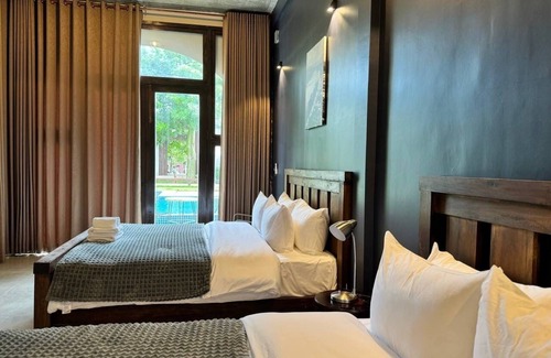 Kampot Hotel | Stone Age Boutique
