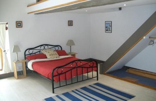 Meneac Bed & Breakfast | Stone Cottage