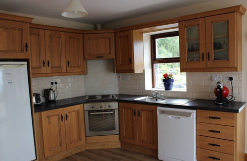 Murroogh Cottage | Stone Cottage the Burren, Ballyvaughan, Wild Atlantic Way. WIFI/Spring Water
