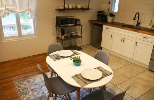 Laurel Park Cottage | Stone Cottage
