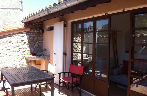 Tautavel House | Stone Cottage with Roof Terrace near Mountains and Beaches.
