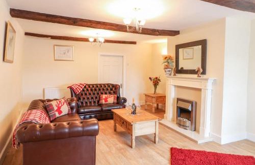 Hoylandswaine House | Stone Farm Cottage