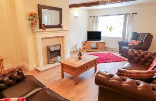 Hoylandswaine House | Stone Farm Cottage
