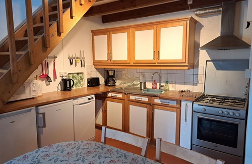 Saint-Aubin-de-Nabirat House | Stone gites, peaceful, large pool & many on-site activities, ideal for families.
