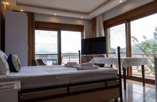 Yenifoca Hotel | Stone House Foca Butik Otel