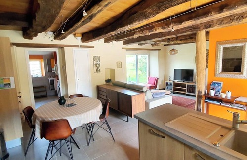 Coatroual House | Stone house on a country estate!