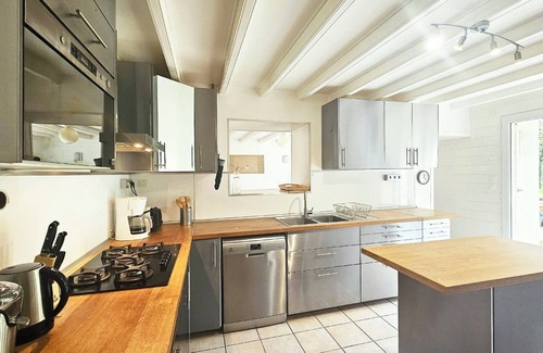 Le Mazeau House | Stone house with garden for 8 people in Venise Verte