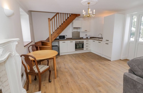 Billingsley Cottage | STONEHAVEN, romantic, character holiday cottage in Cleobury Mortimer