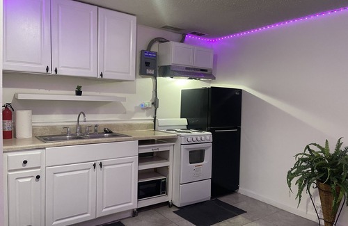 Stone Mountain Apartment | Stonemountain Apt Separate Entrance