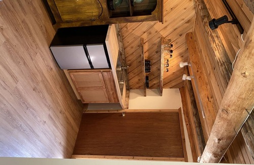 Gallatin Gateway Cabin | Storm Castle Highlands river cabin