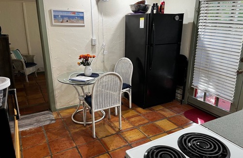 Vamo Cottage | Storybook Cottage in a Dream Location - Private Pool, Near Siesta & More