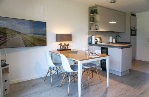 Sylt Apartment | Strand 20 App. 2 - Zentral Gelegene Ferienwohnung, nur 200 Meter vom Wenningstedter Hauptstrand