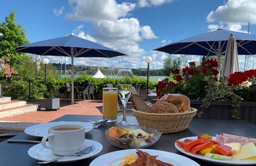 Pfofeld Hotel | Strandhotel Seehof