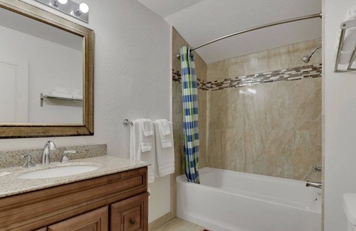 Strawberry Hotel | Strawberry Inn