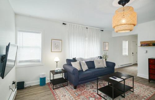Roxborough-Manayunk Apartment | Stroll to Main St: 2BR on the Park