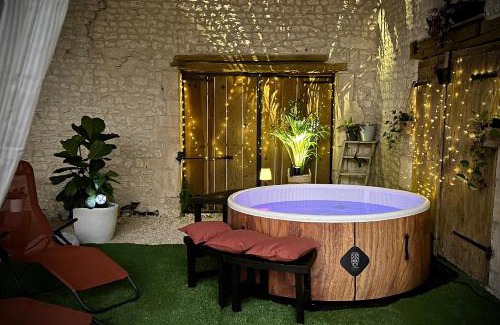 Pommiers-Moulons House | Studio de charme à la campagne & SPA privatif pour deux