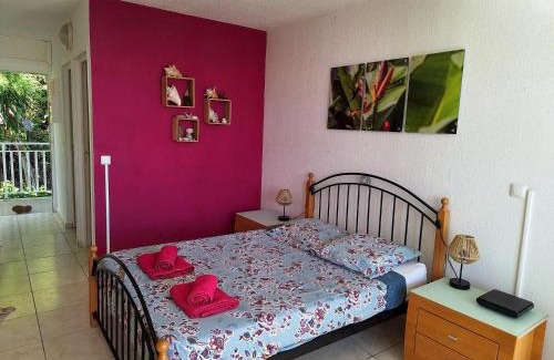 L'Autre-Bord Apartment | Studio à la semaine, au mois ou plus