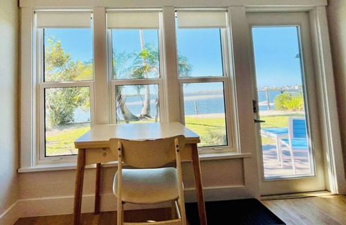 Biggar Cottage | Studio#1-Back Bay Sunsets in Matlacha