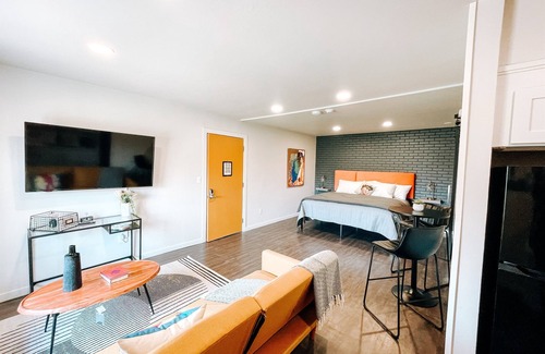 Midtown Apartment | Studio #3 Modern Studio in OKC's Vibrant Midtown!