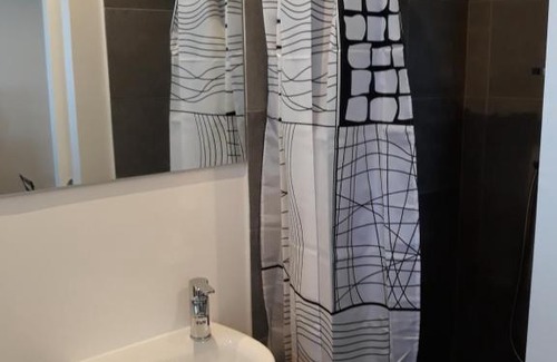 Koungou Apartment | Studio 4 impasse camelias