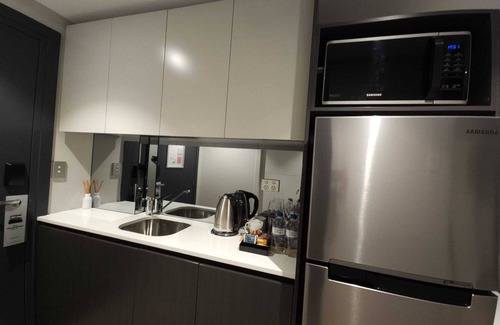 Ryde Apartment | Studio 8 Residences - Adults Only