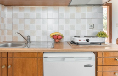 Paloi Apartment | Studio Apartment 'Frantzis 5' with Sea View, Wi-Fi and Air Conditioning
