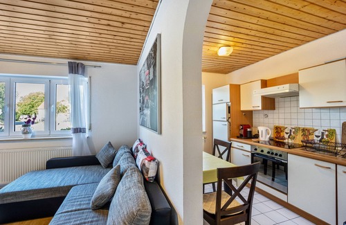 Neukirch Apartment | Studio Apartment 'Jung 1' with Mountain View and Wi-Fi