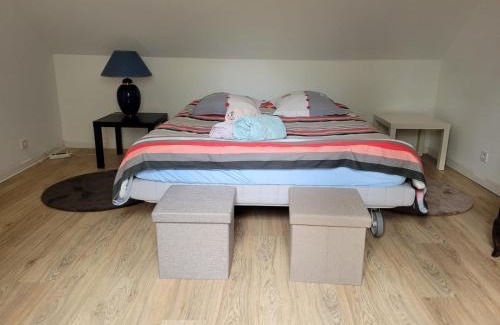 La Chapelle-Fortin Apartment | Studio au cœur des écuries