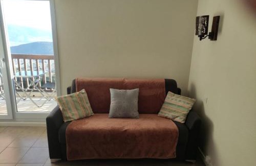 Font-Romeu-Odeillo-Via Apartment | Studio avec vue panoramique sur la montagne