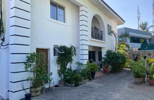 Lagos Apartment | Studio C, (Studio Apartment) Hillside Gardens