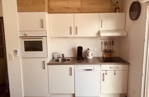 Fort-Mahon-Plage Apartment | Studio cabin with sea view and garage in Fort-Mahon plage