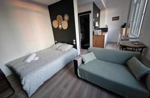 Valenciennes Apartment | Studio Canada 3