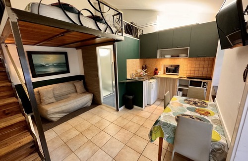 Monacia-d'Aullene Apartment | STUDIO(Casa Antica)maison corse en pierre 20m2, CLIM, Terrasse, Parking,