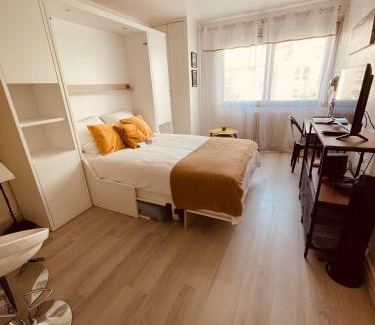 Courlancy Apartment | Studio-Champagne Lanson-Proche Hôpitaux-Universités-Parc Léo Lagrange