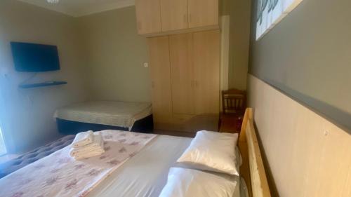 Larissa Apartment | Studio close to Train Station